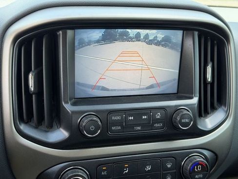 Used 2016 Chevrolet Colorado Z71 RWD image 17