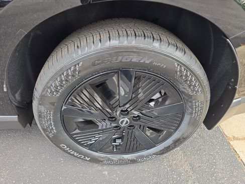 New 2025 Nissan Murano SV image 32