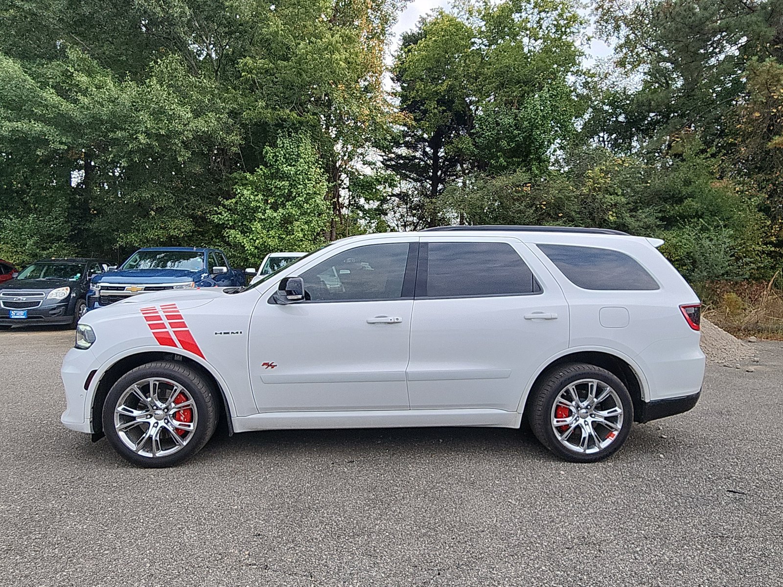 Used 2024 Dodge Durango R/T RWD image 2
