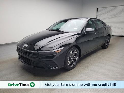 Used 2025 Hyundai Elantra Sport FWD image 1