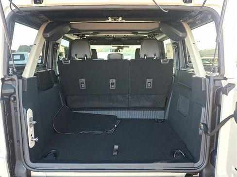 New 2025 Ford Bronco Outer Banks image 19