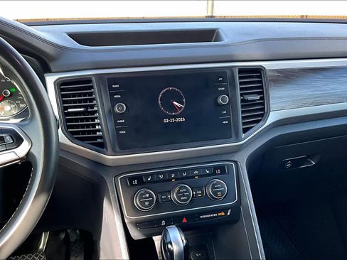 Used 2021 Volkswagen Atlas Cross Sport SE image 7