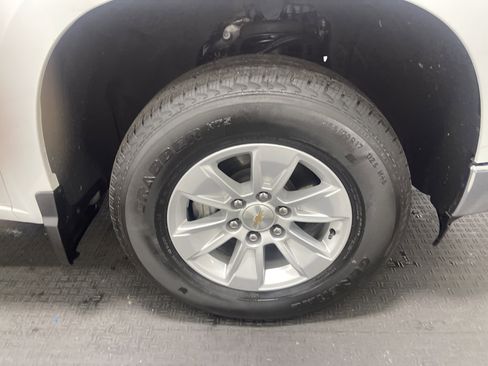 Used 2025 Chevrolet Silverado 1500 LT image 28