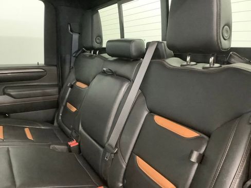 Used 2024 GMC Sierra 3500 AT4 w/ AT4 Premium Plus Package AWD/4WD image 7