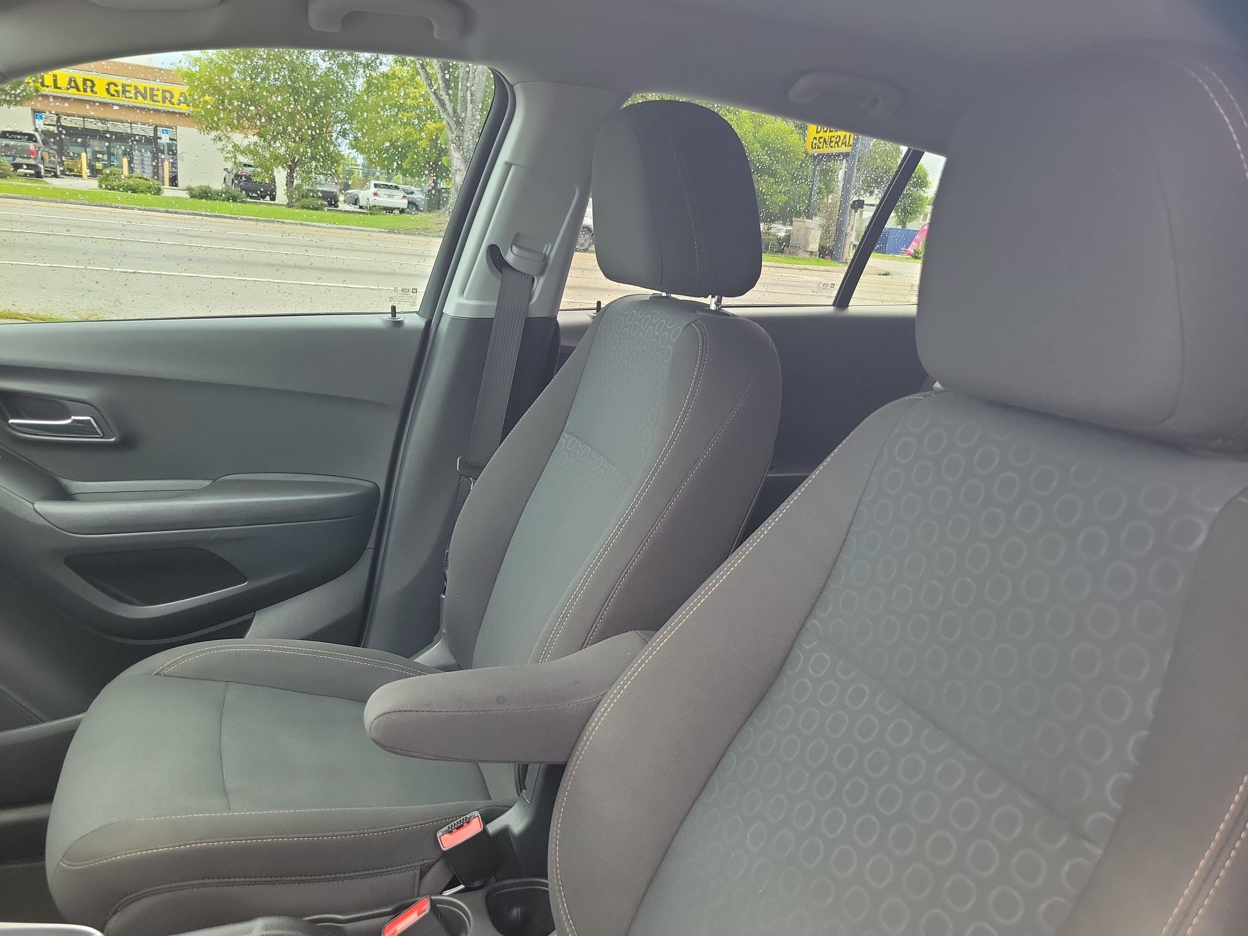Used 2020 Chevrolet Trax LS w/ Tint and Cruise Package FWD image 14