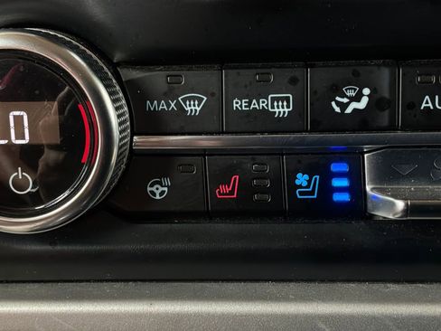 Used 2024 Ford Expedition Max Limited AWD/4WD image 32