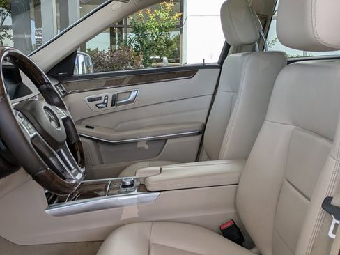 Used 2016 Mercedes-Benz E 350 Sedan image 18