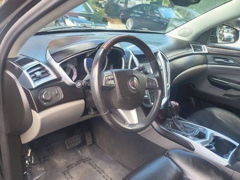Used 2011 Cadillac SRX Luxury image 9