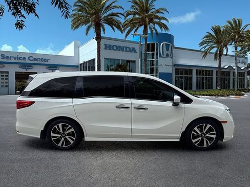 Used 2019 Honda Odyssey Elite image 9