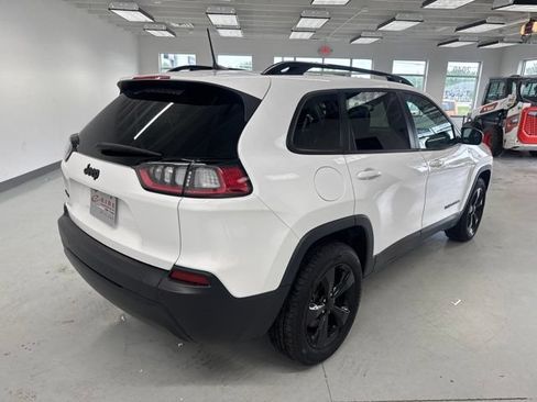 Used 2021 Jeep Cherokee Latitude Plus w/ Sun & Sound Group AWD/4WD image 14