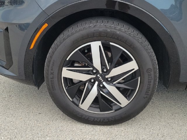 Certified 2022 Kia Sorento S w/ Panoramic Sunroof Package FWD image 7