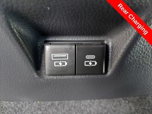 Certified 2025 Toyota Camry SE FWD image 22