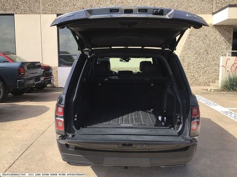 Used 2021 Land Rover Range Rover Autobiography image 14