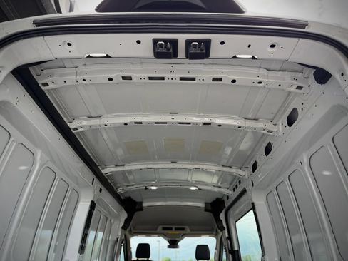Used 2020 Ford Transit 250 Medium Roof AWD w/ Load Area Protection Package image 23