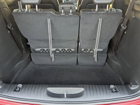 New 2026 Chrysler Pacifica Select image 30