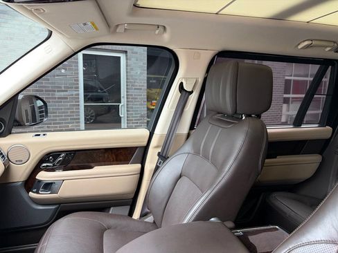 Used 2019 Land Rover Range Rover Long Wheelbase Supercharged AWD/4WD image 26