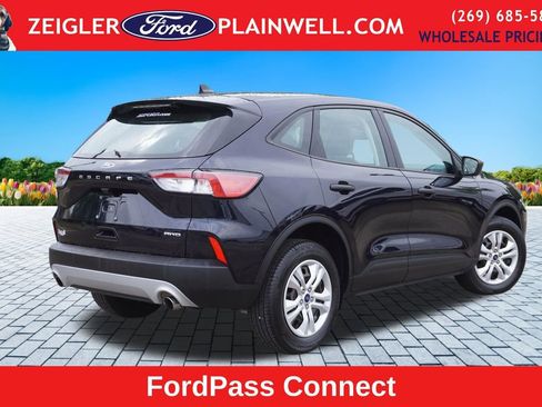 Used 2021 Ford Escape S image 5