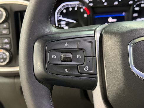 Used 2021 GMC Sierra 1500 SLT w/ SLT Premium Package AWD/4WD image 12