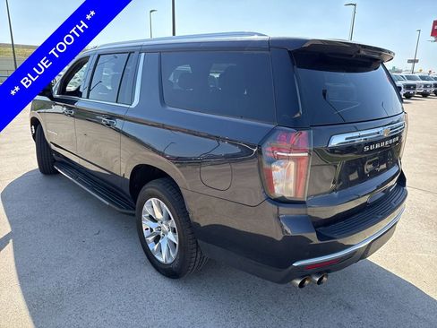 Used 2023 Chevrolet Suburban Premier image 8