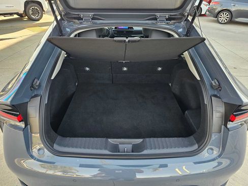 Certified 2026 Toyota Prius XLE FWD image 14