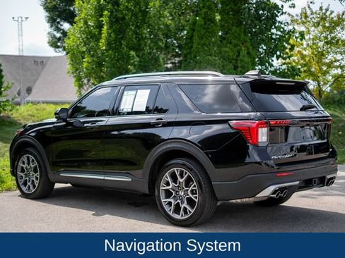 Used 2025 Ford Explorer Platinum w/ Ultimate Package AWD/4WD image 7