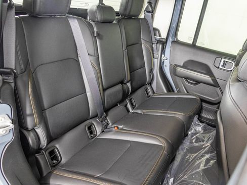 New 2026 Jeep Gladiator Sport image 40