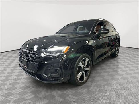 Used 2023 Audi Q5 2.0T Premium Plus w/ Premium Plus Package AWD/4WD image 5
