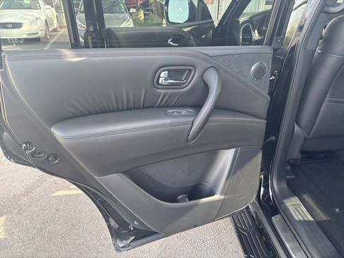 Used 2023 Nissan Armada SL w/ Midnight Edition Package image 28