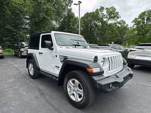 Used 2021 Jeep Wrangler Sport AWD/4WD image 3