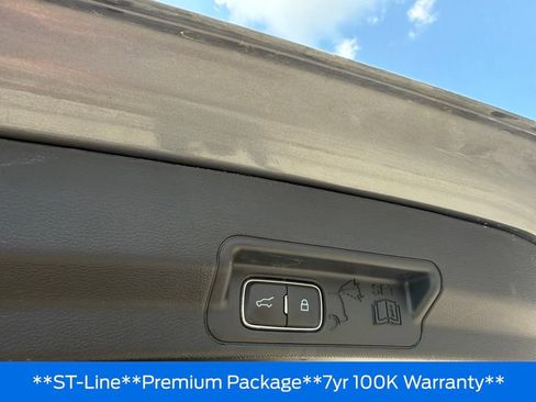 Used 2025 Ford Explorer ST-Line w/ Premium Package AWD/4WD image 48