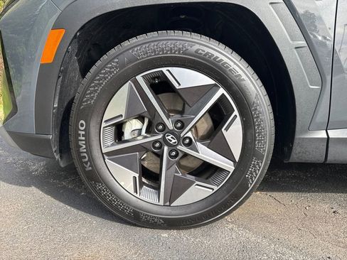 Used 2025 Hyundai Tucson SEL FWD image 29