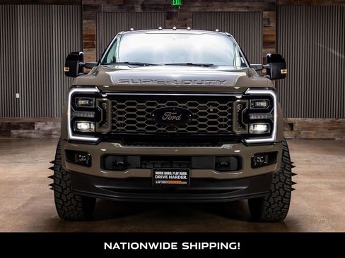 Used 2026 Ford F450 Platinum AWD/4WD image 4