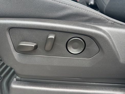 Used 2025 Chevrolet Silverado 1500 Custom w/ Turbomax Blackout Package image 10