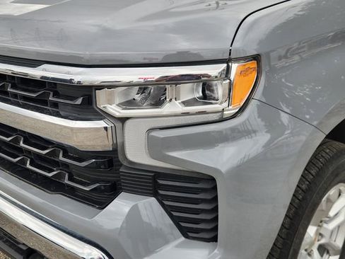 Used 2024 Chevrolet Silverado 1500 LT image 5