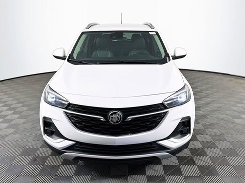 Used 2022 Buick Encore GX Essence FWD image 2