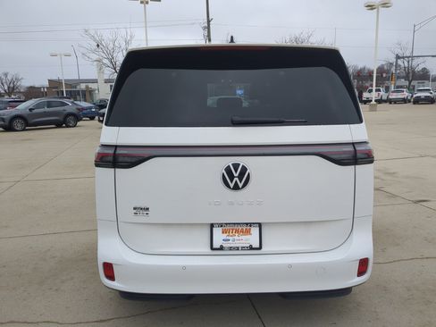 New 2025 Volkswagen ID. Buzz Pro S image 5