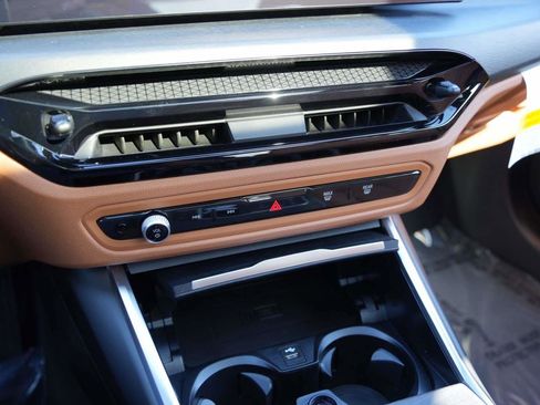 New 2026 BMW 330i Sedan w/ Premium Package image 24