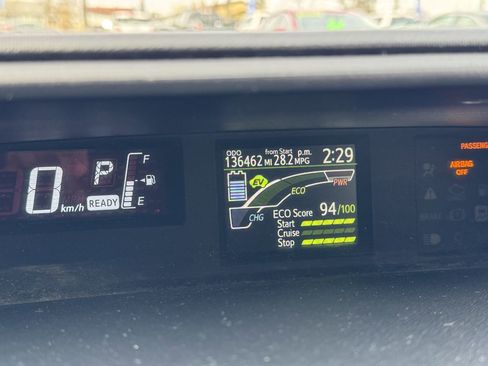 Used 2016 Toyota Prius C One image 23