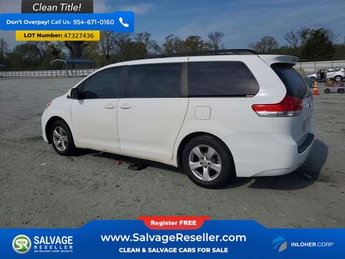 Used 2011 Toyota Sienna LE image 3