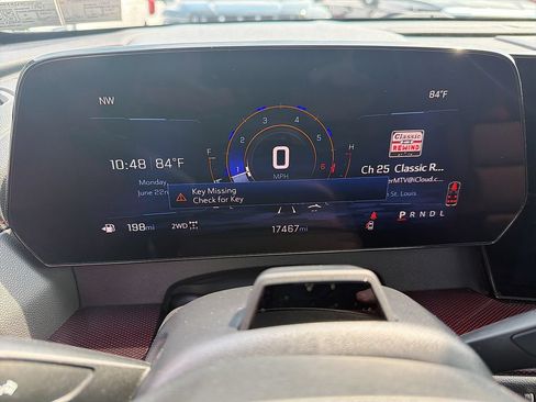 Used 2024 Chevrolet Traverse RS w/ LPO, Floor Liner Package AWD/4WD image 7
