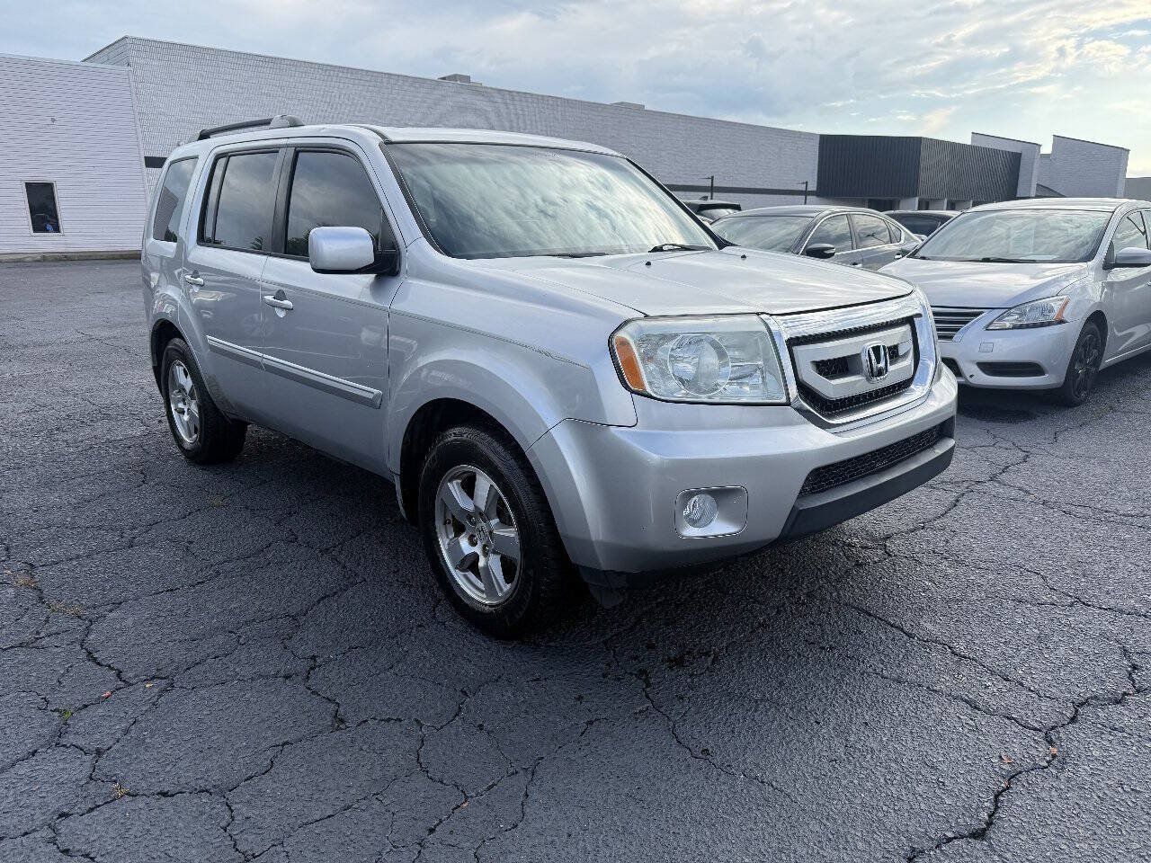 Used 2010 Honda Pilot EX-L image 7
