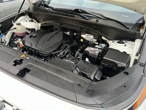 Used 2021 Hyundai Santa Fe SEL image 15