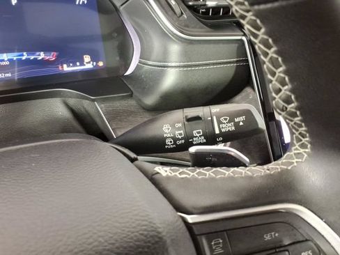 Used 2024 Jeep Grand Cherokee Limited w/ Luxury Tech Group II AWD/4WD image 21