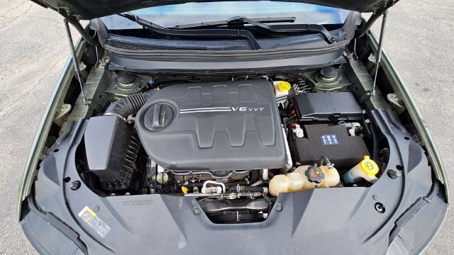 Used 2019 Jeep Cherokee Limited AWD/4WD image 20