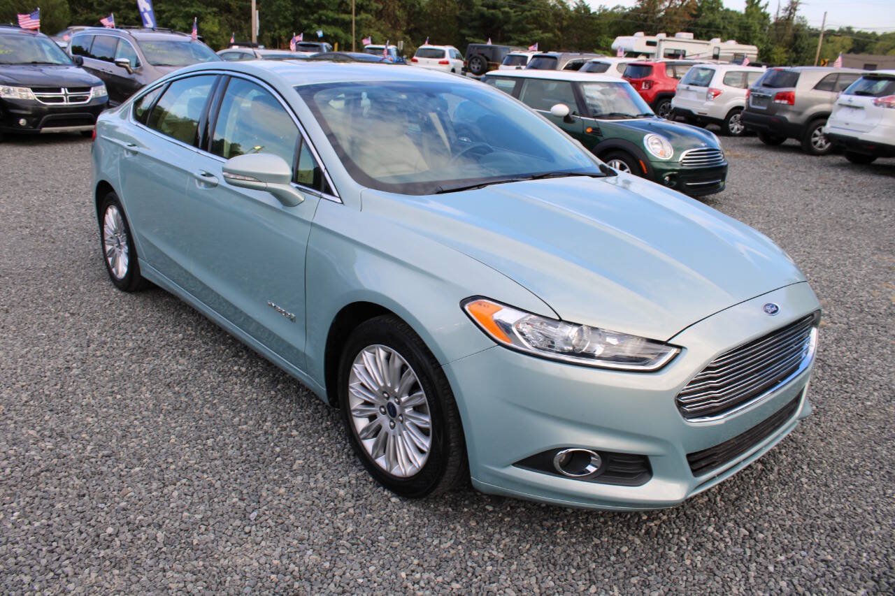 Used 2014 Ford Fusion SE w/ Equipment Group 502A FWD image 4
