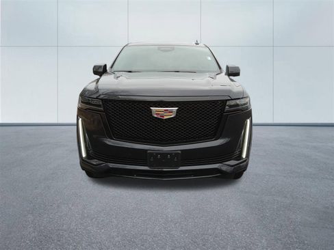 Used 2023 Cadillac Escalade Sport w/ Touring Package image 5