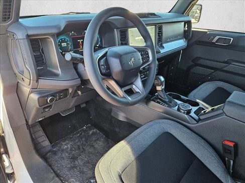 New 2025 Ford Bronco 4-Door image 3