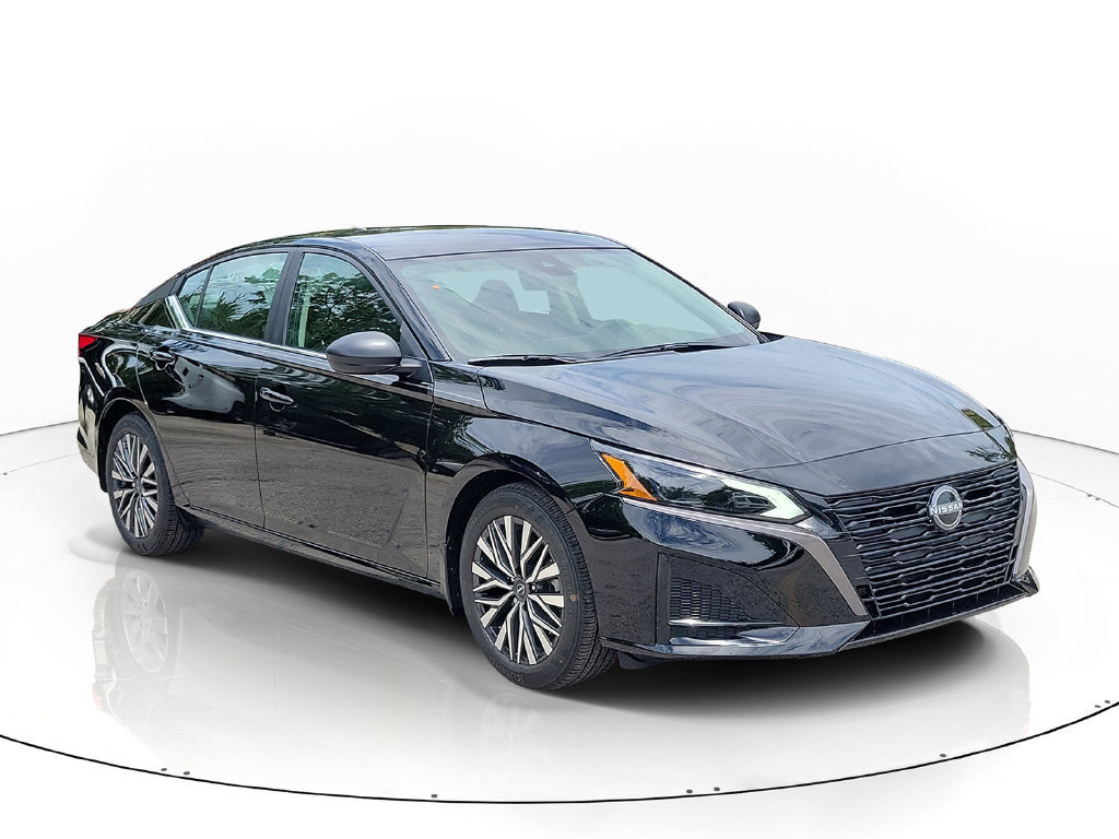 New 2026 Nissan Altima 2.5 SV FWD image 3