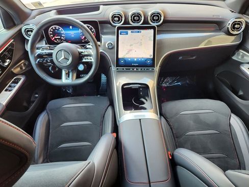 Certified 2025 Mercedes-Benz GLC 43 AMG 4MATIC Coupe image 25