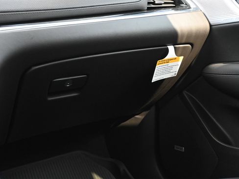 New 2026 Cadillac XT5 Premium Luxury w/ Driver Assist Package image 8